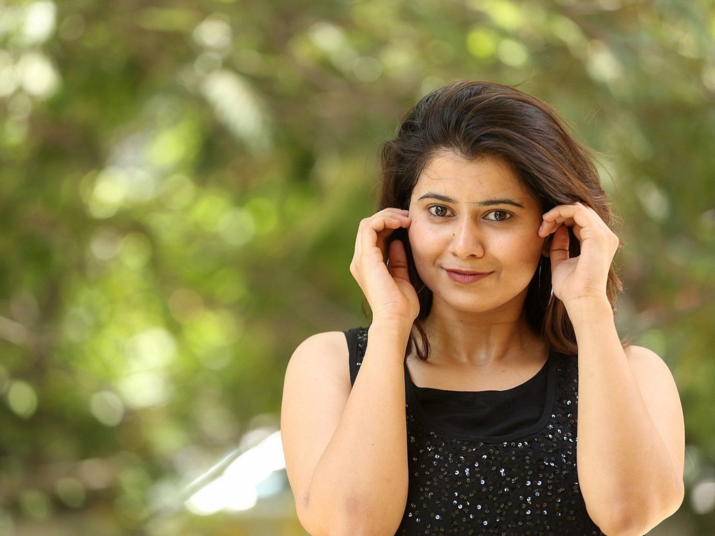 Shraddha Sharma HQ Wallpapers | Shraddha Sharma Wallpapers - 60814 ...