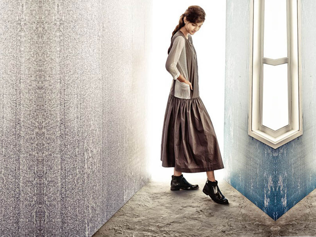 Sonam Kapoor HQ Wallpapers | Sonam Kapoor Wallpapers - 18244 - Oneindia