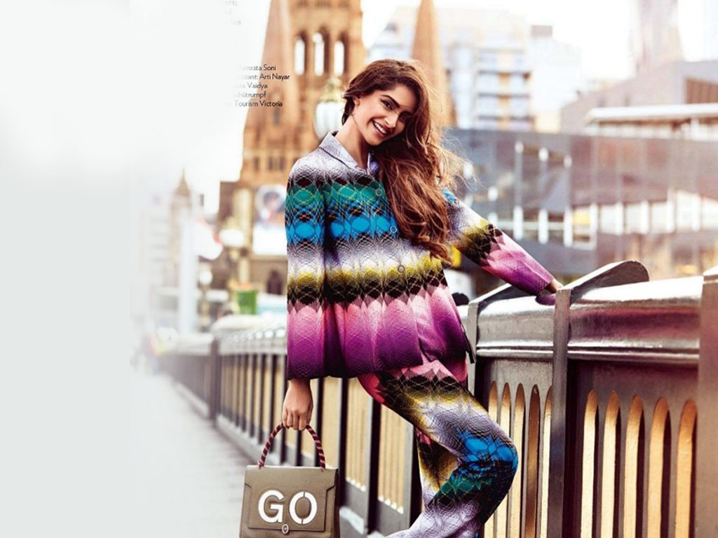 Sonam Kapoor HQ Wallpapers | Sonam Kapoor Wallpapers - 28558 - Oneindia