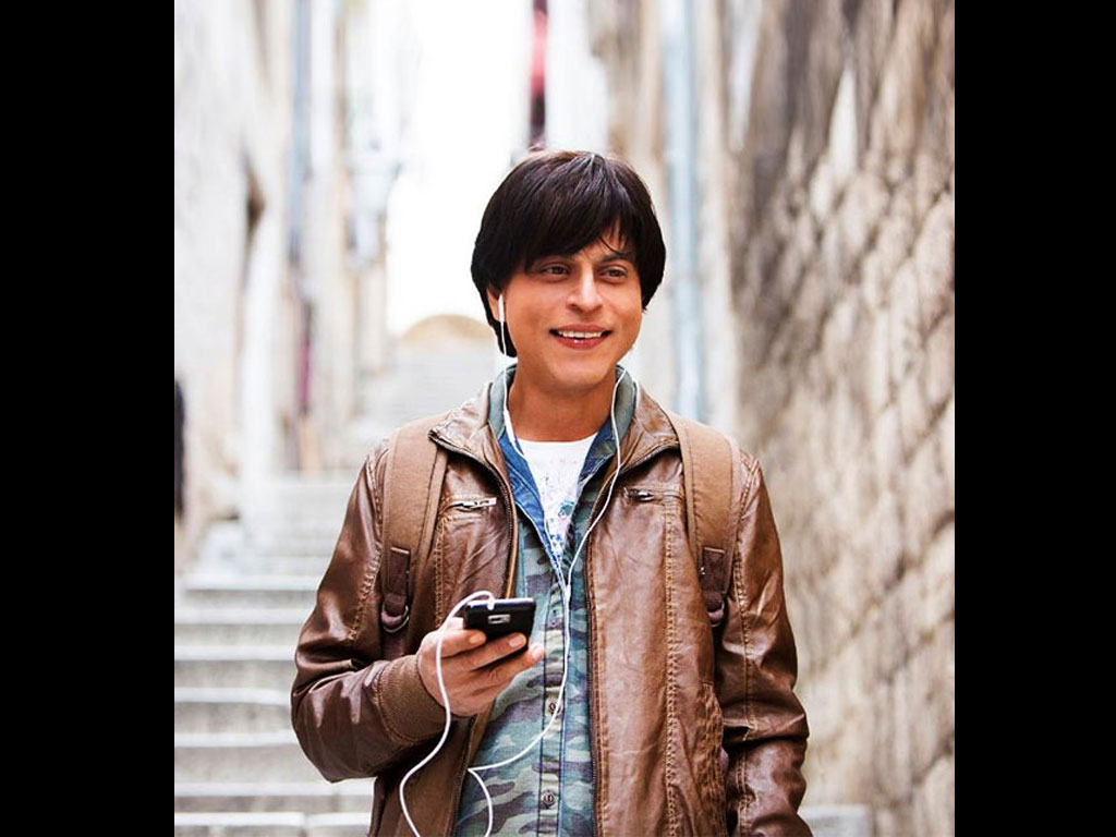 Fan HQ Movie Wallpapers Fan HD Movie Wallpapers 30276 Oneindia Wallpapers