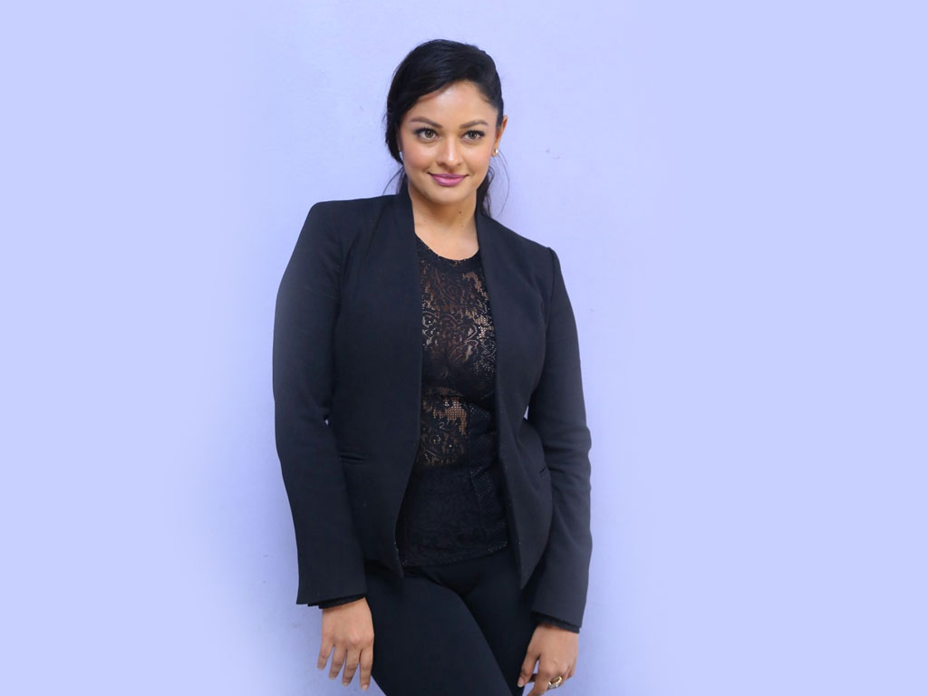 Pooja Kumar HQ Wallpapers | Pooja Kumar Wallpapers - 45755 ...
